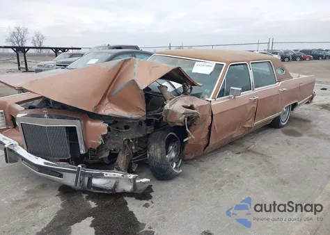 1978 Lincoln Continental z USA, uszkodzony, nr VIN 8Y82S872281